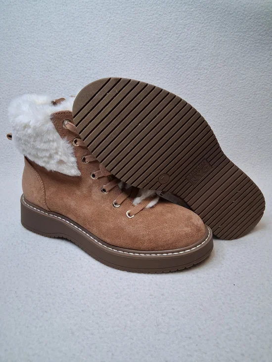 Women's Tan Faux-Suede Lace-Up Fur-Trim Ankle Boots - Picture 5 of 9